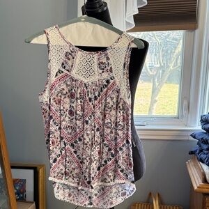 Rewind White Floral Crochet Yoke Sleeveless Tank